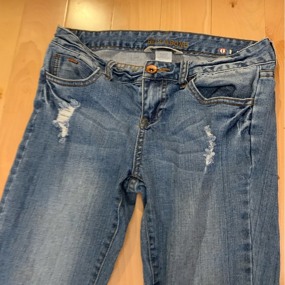 BILLABONG JEANS -- SIZE 0 - Picture 2 of 6